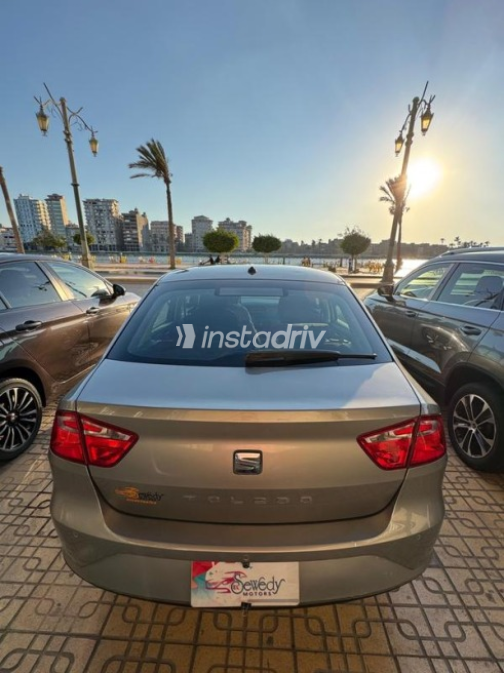 Seat Toledo 2018 Gold Automatic Used for Sale in Damietta - 5