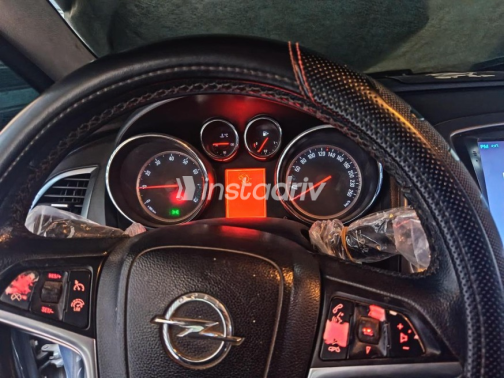 Opel Astra 2013 Petroleum Automatic Used for Sale in Minya Al Qamh - 4