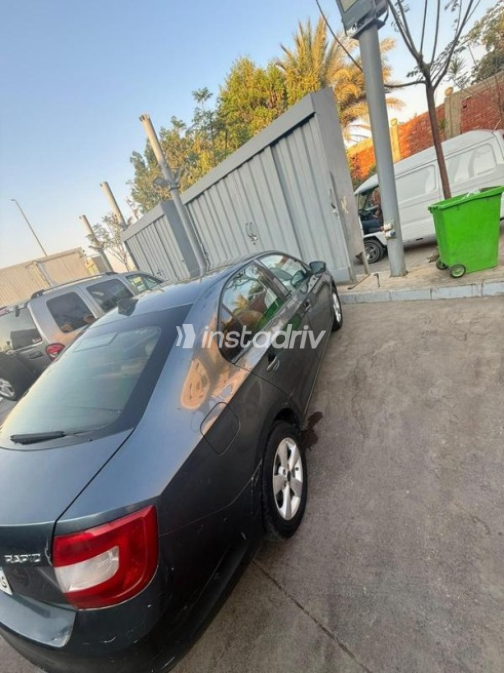 Skoda Rapid 2015 Petroleum Automatic Used for Sale in Cairo - 1