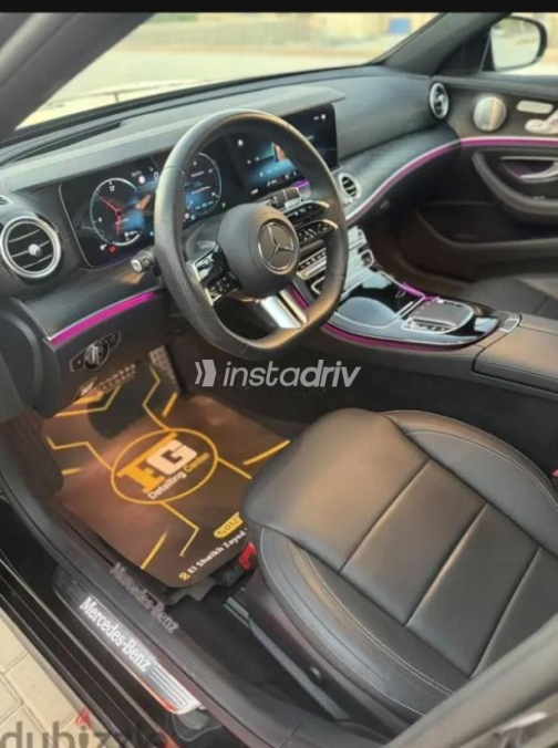 مرسيدس E 200 AMG 2023 أسود أوتوماتيك مستعملة للبيع في دمنهور - 5