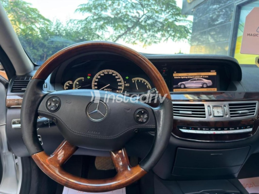 Mercedes S 500 2007 Silver Automatic Used for Sale in Ismailia - 10