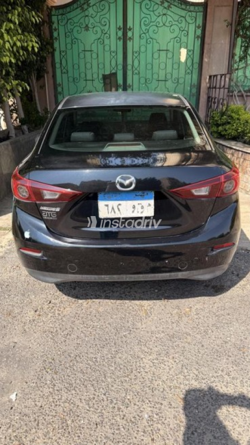 Mazda 3 2017 Black Automatic Used for Sale in Cairo - 1