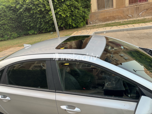 Kia K3 2020 Silver Automatic Used for Sale in Greater Cairo ( Cairo + Giza) - 5