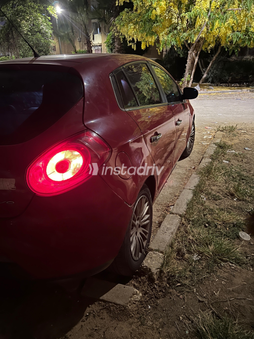 Fiat Bravo 2013 Red Automatic Used for Sale in Greater Cairo ( Cairo + Giza) - 3