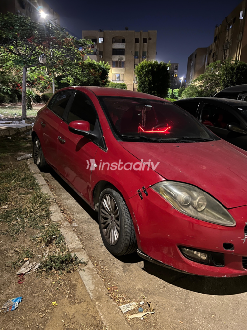 Fiat Bravo 2013 Red Automatic Used for Sale in Greater Cairo ( Cairo + Giza) - 4
