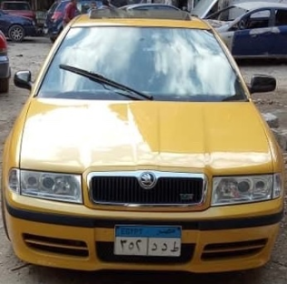 سكودا اوكتافيا A4 1999 أصفر يدوي مستعملة للبيع في القاهرة الكبرى ( القاهرة - الجيزة)