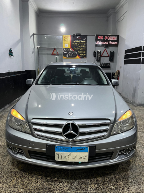 Mercedes C 180 2010 Gray Automatic Used for Sale in Greater Cairo ( Cairo + Giza) - 6