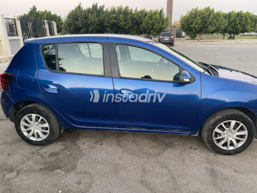 Renault Sandero 2020 Blue Automatic Used for Sale in Greater Cairo ( Cairo + Giza) - 9