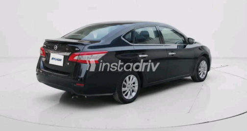 Nissan Sentra 2015 Black Automatic Used for Sale in Greater Cairo ( Cairo + Giza) - 4