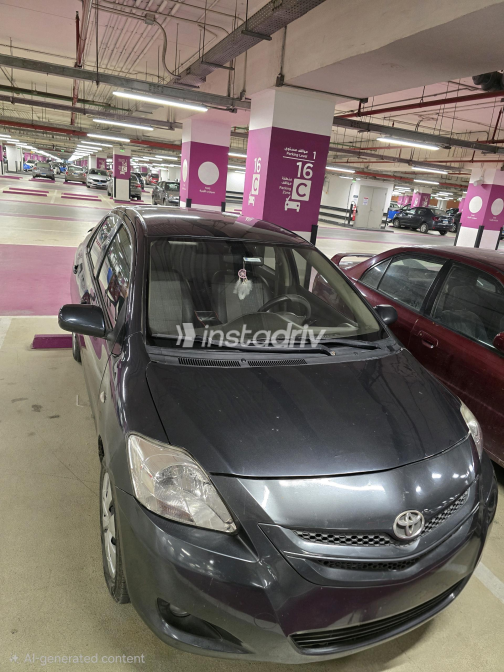 Toyota Yaris 2009 Gray Automatic Used for Sale in Greater Cairo ( Cairo + Giza) - 3
