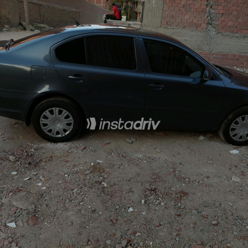 سكودا فانتازيا 2010 رمادي أوتوماتيك مستعملة للبيع في القاهرة الكبرى ( القاهرة - الجيزة) - 4