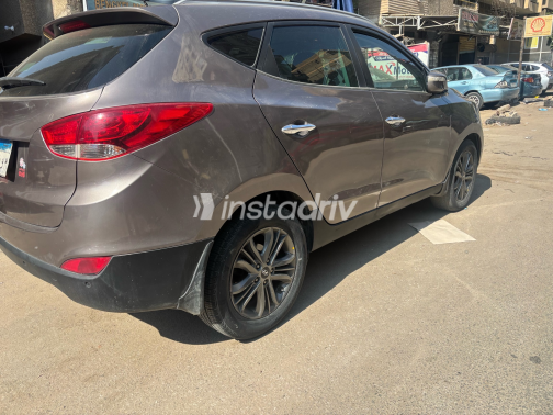 Hyundai IX 35 2014 Brown Automatic Used for Sale in Greater Cairo ( Cairo + Giza) - 3
