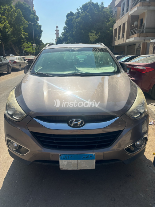 Hyundai IX 35 2014 Brown Automatic Used for Sale in Greater Cairo ( Cairo + Giza) - 5
