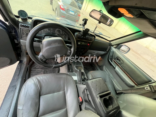 Jeep Cherokee 1999 White Automatic Used for Sale in Greater Cairo ( Cairo + Giza) - 5