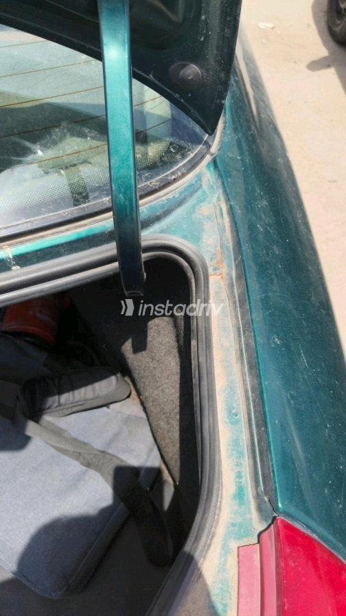 Ford Mondeo 1997 Green Manual Used for Sale in Greater Cairo ( Cairo + Giza) - 3