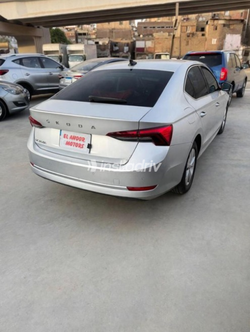 Skoda Octavia 2021 Silver Automatic Used for Sale in Greater Cairo ( Cairo + Giza) - 9