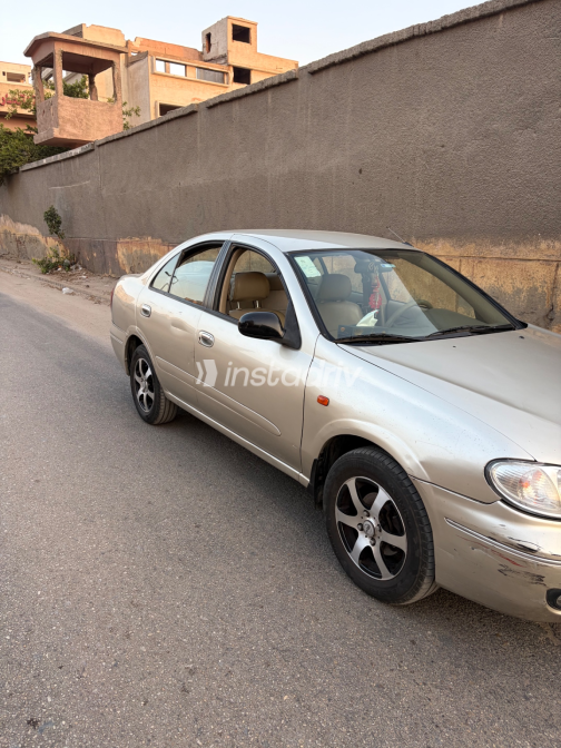 نيسان صنى 2005 ذهبي أوتوماتيك مستعملة للبيع في القاهرة الكبرى ( القاهرة - الجيزة) - 2
