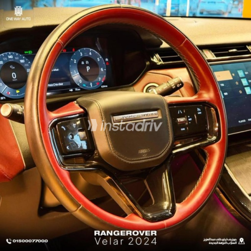 Land Rover Velar 2024 Silver Automatic Used for Sale in Sheikh Zayed City - 7