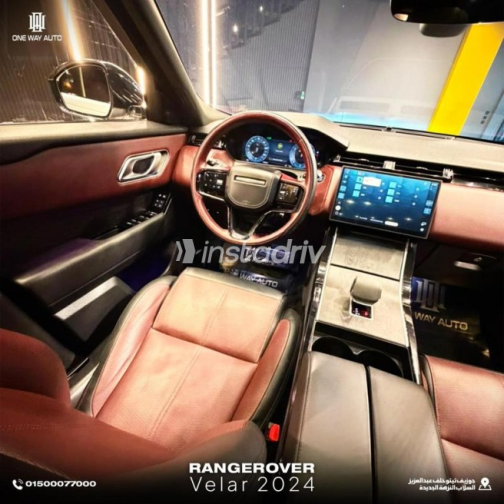 Land Rover Velar 2024 Silver Automatic Used for Sale in Sheikh Zayed City - 10