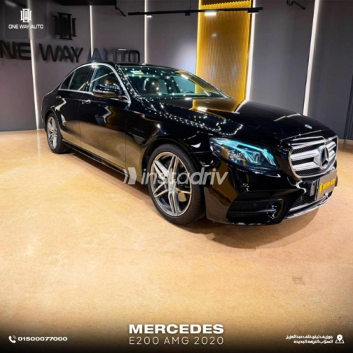 مرسيدس E 200 2020 أسود أوتوماتيك مستعملة للبيع في القاهرة - 7