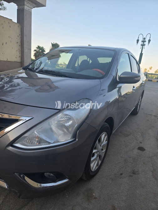 Nissan Sunny 2016 Gray Automatic Used for Sale in Greater Cairo ( Cairo + Giza) - 3
