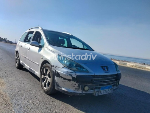 Peugeot 207 SW 2007 Silver Automatic Used for Sale in Faiyum - 6