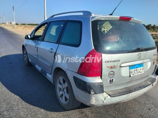 Peugeot 207 SW 2007 Silver Automatic Used for Sale in Faiyum - 7