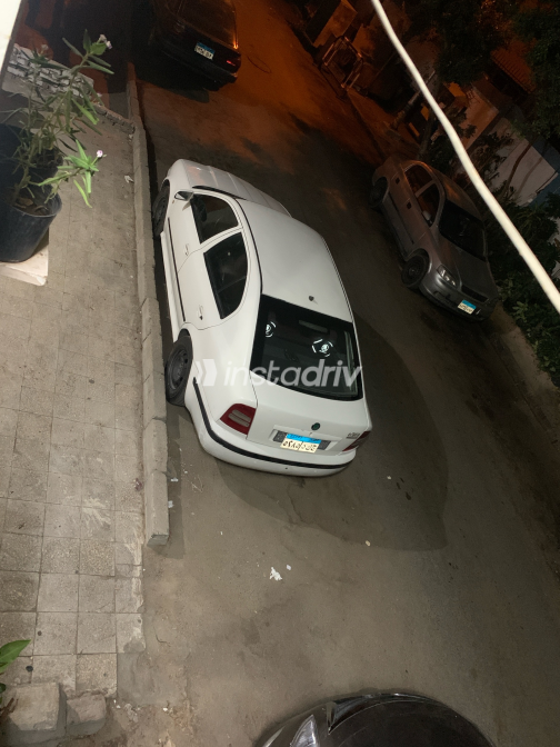 Skoda Octavia 2004 White Automatic Used for Sale in Greater Cairo ( Cairo + Giza) - 6