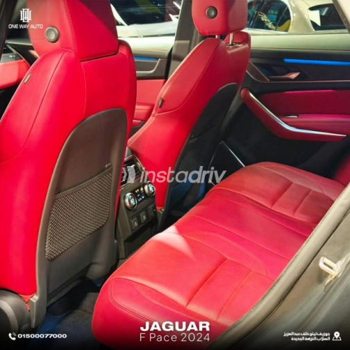 Jaguar F-Pace 2024 Gray Automatic Used for Sale in Cairo - 10
