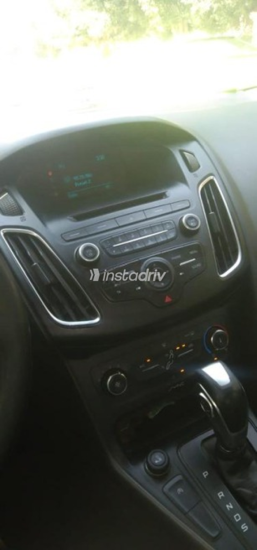 Ford Focus 2017 White Automatic Used for Sale in Greater Cairo ( Cairo + Giza) - 3