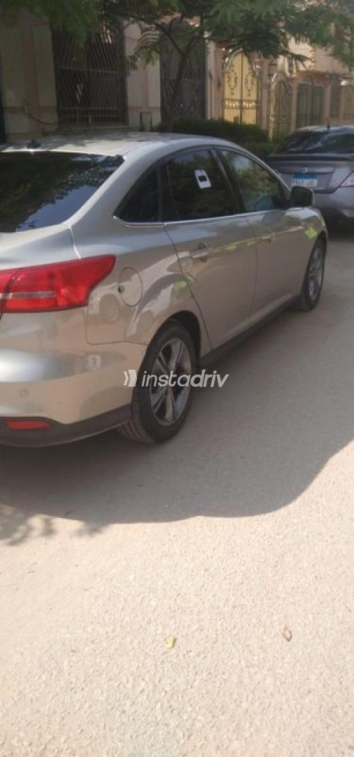 Ford Focus 2017 White Automatic Used for Sale in Greater Cairo ( Cairo + Giza) - 6