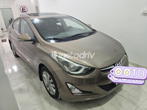 Hyundai Elantra 2016 Beige Automatic Used for Sale in Asyut - 4