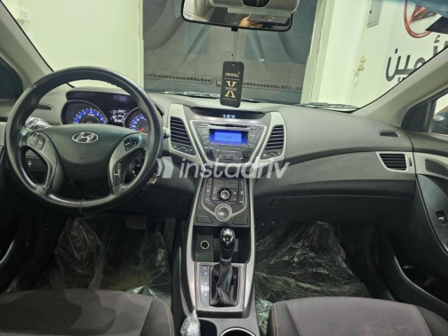 Hyundai Elantra 2016 Beige Automatic Used for Sale in Asyut - 10
