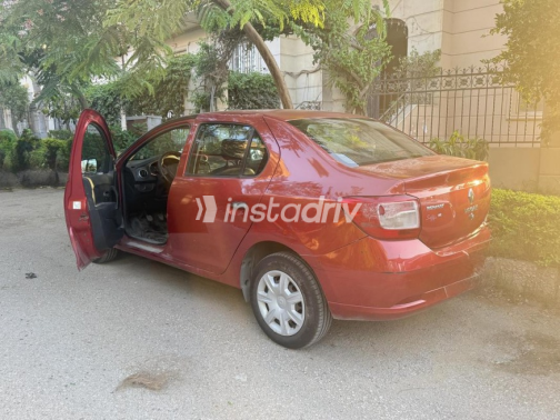 Renault Logan 2016 Red Automatic Used for Sale in Greater Cairo ( Cairo + Giza) - 2