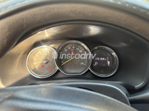 Renault Logan 2017 Red Automatic Used for Sale in Cairo - 1