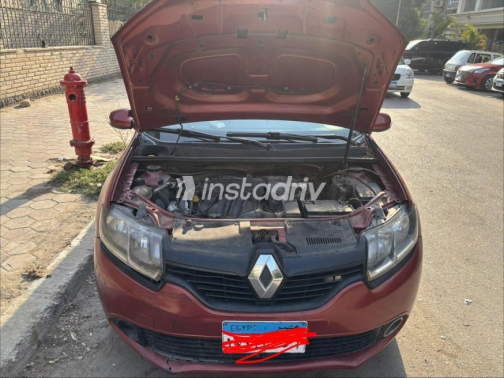 Renault Logan 2017 Red Automatic Used for Sale in Cairo - 9