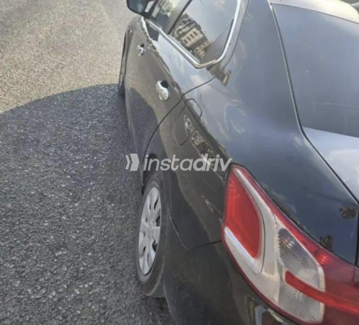 Peugeot 301 2014 Black Automatic Used for Sale in Maadi - 5