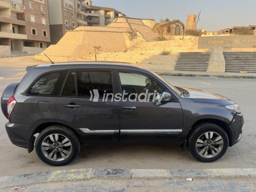 Chery Tiggo 3 2022 Dark Gray Automatic Used for Sale in El Katameya - 7