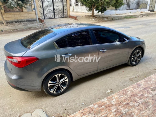 Kia K3 2015 Dark Gray Automatic Used for Sale in Beni Suef - 4