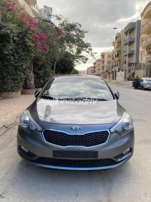 Kia K3 2015 Dark Gray Automatic Used for Sale in Beni Suef - 5