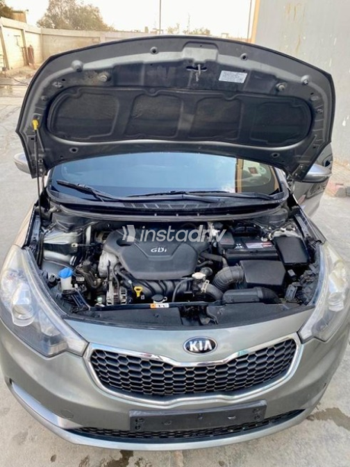 Kia K3 2015 Dark Gray Automatic Used for Sale in Beni Suef - 6