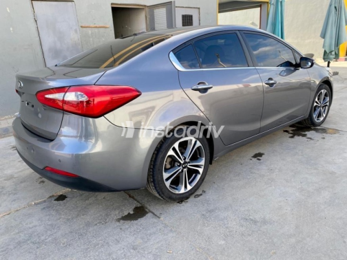 Kia K3 2015 Dark Gray Automatic Used for Sale in Beni Suef - 9