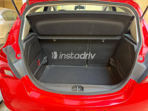 Opel Corsa 2016 Red Automatic Used for Sale in Greater Cairo ( Cairo + Giza) - 9