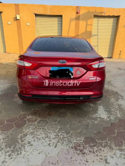 Ford Fusion 2016 Red Automatic Used for Sale in Greater Cairo ( Cairo + Giza) - 3
