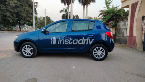 Renault Sandero 2016 White Automatic Used for Sale in Greater Cairo ( Cairo + Giza) - 5