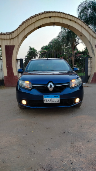 Renault Sandero 2016 White Automatic Used for Sale in Greater Cairo ( Cairo + Giza)