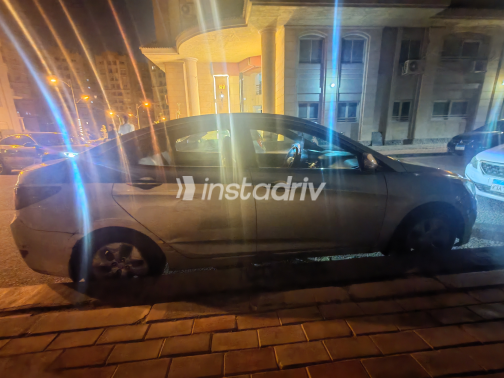 Hyundai Solaris 2016 Silver Automatic Used for Sale in Greater Cairo ( Cairo + Giza) - 3