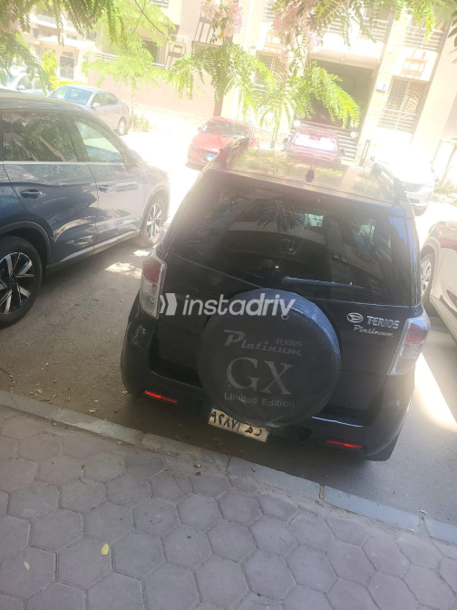 Daihatsu Terios 2011 Black Automatic Used for Sale in Greater Cairo ( Cairo + Giza) - 5