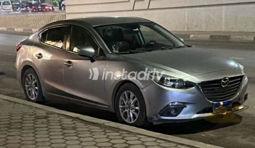 Mazda 3 2017 Silver Automatic Used for Sale in Greater Cairo ( Cairo + Giza) - 1
