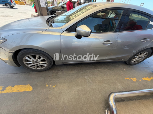 Mazda 3 2017 Silver Automatic Used for Sale in Greater Cairo ( Cairo + Giza) - 2